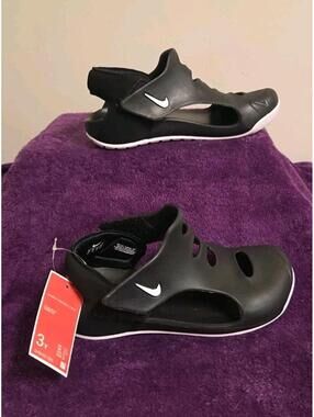 NEW💥Nike Sunray Protect 3 Kid's Sz 3 Sandals Black & White DH9462-001